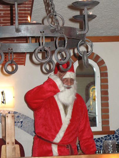 64.pukki_vilkuttaa.jpg